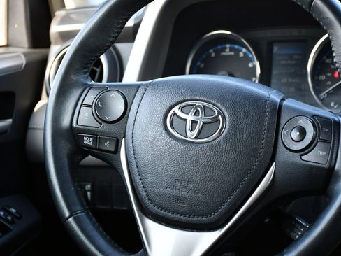 Used 2016 Toyota RAV4 XLE AWD/4WD image 21