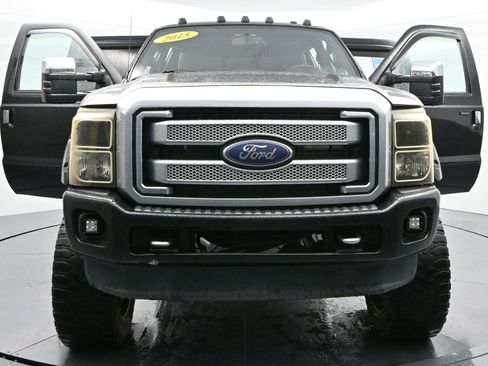 Used 2015 Ford F350 Platinum w/ Platinum Package image 43