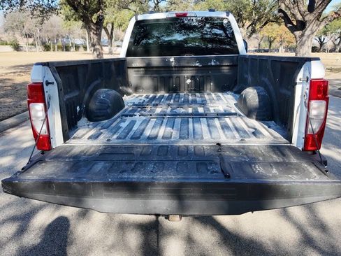 Used 2020 Ford F250 XL w/ Power Equipment Group image 6