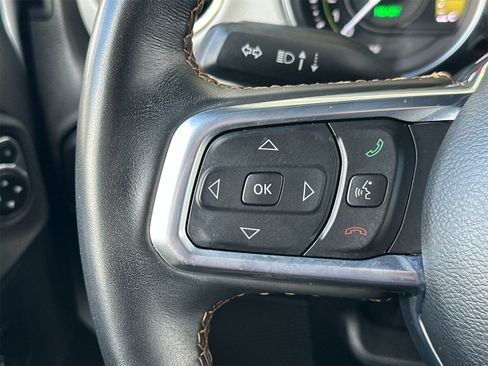 Used 2022 Jeep Wrangler Unlimited Sahara image 27