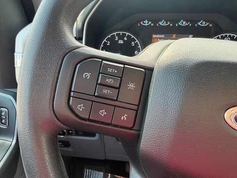 Used 2023 Ford F150 XLT AWD/4WD image 38