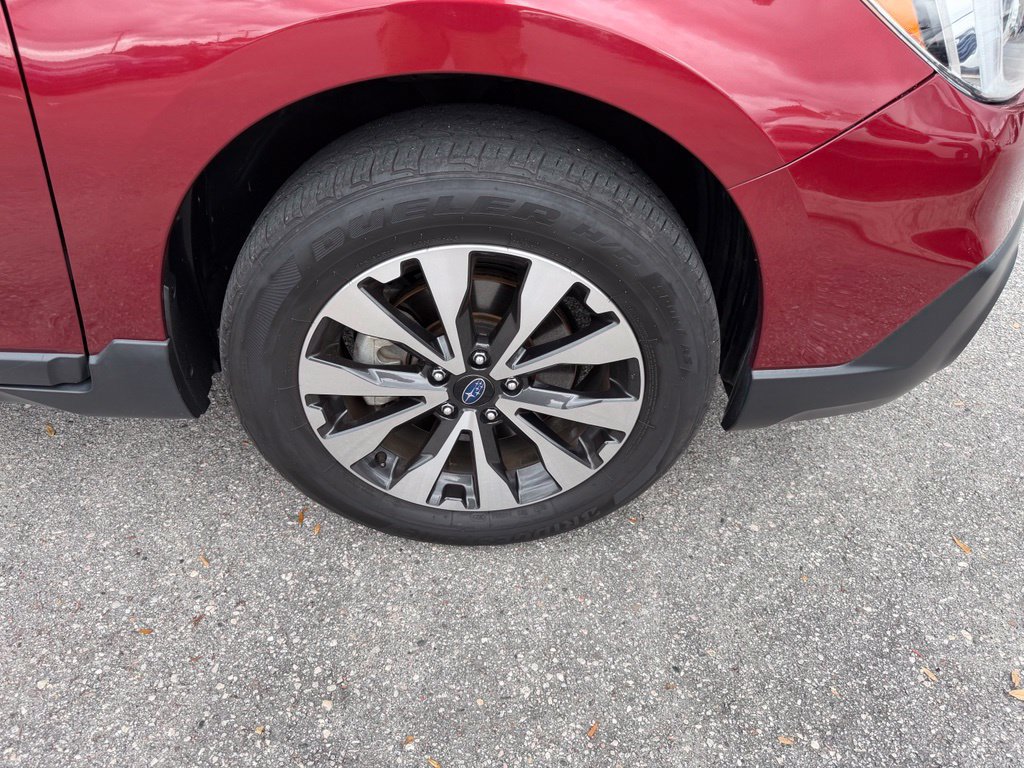Used 2017 Subaru Outback 2.5i Limited AWD/4WD image 4