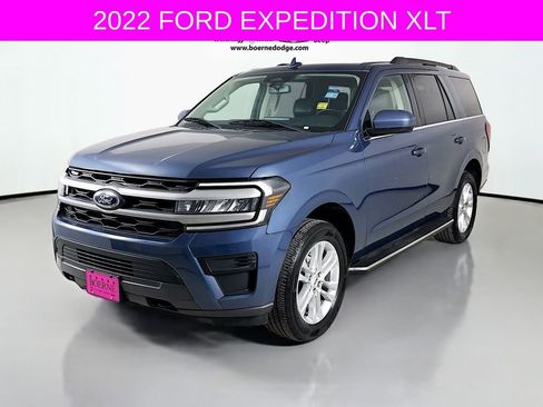 Used 2022 Ford Expedition XLT AWD/4WD image 3