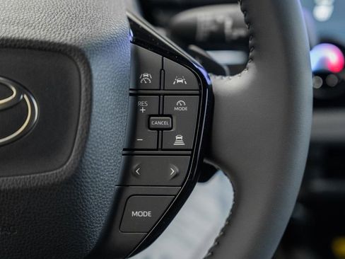 New 2026 Toyota C-HR AWD/4WD image 27