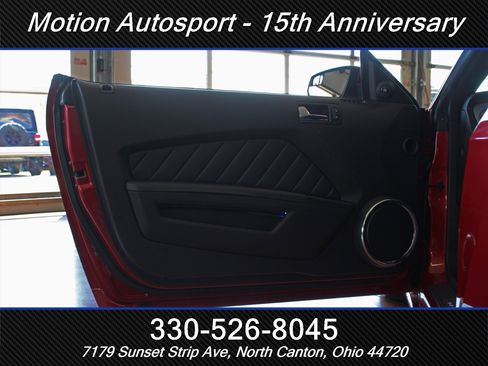 Used 2013 Ford Mustang GT Premium w/ Security Pkg RWD image 14