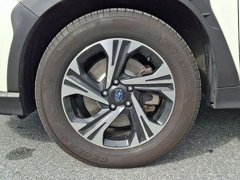 Certified 2024 Subaru Crosstrek 2.0i Premium AWD/4WD image 8