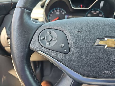 Used 2018 Chevrolet Impala LT w/ LT Convenience Package FWD image 15