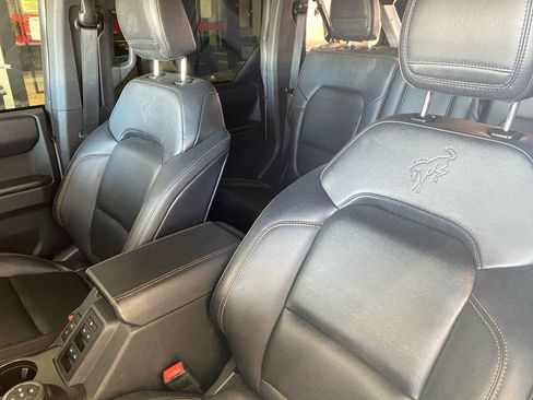 Used 2024 Ford Bronco Badlands image 19