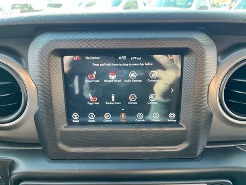 Used 2022 Jeep Wrangler Sport AWD/4WD image 32