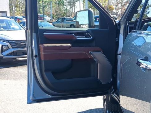 New 2026 GMC Sierra 2500 Denali Ultimate image 19