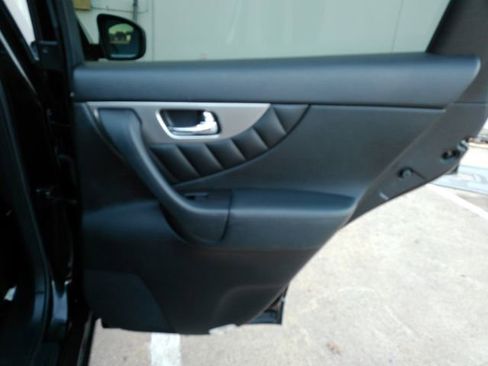 Used 2017 INFINITI QX70 AWD image 22