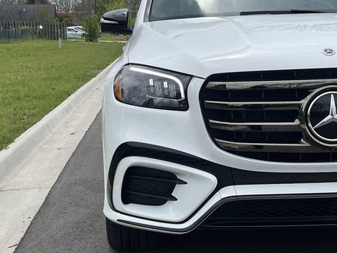 Certified 2025 Mercedes-Benz GLS 450 4MATIC image 22