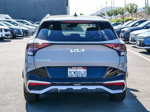 Certified 2023 Kia Sportage SX FWD image 6
