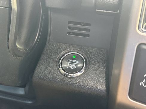 Used 2019 Ford F250 Platinum w/ Platinum Ultimate Package AWD/4WD image 28