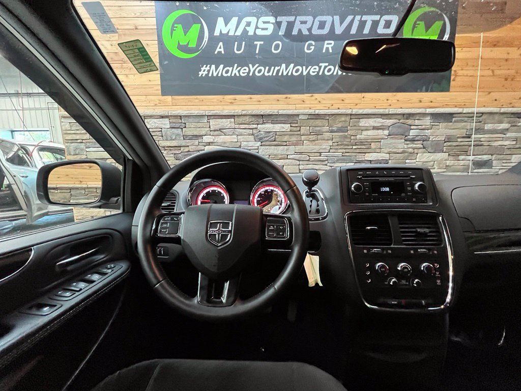 Used 2015 Dodge Grand Caravan SE FWD image 20