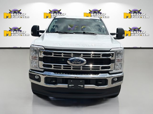 Used 2024 Ford F250 XLT AWD/4WD image 2