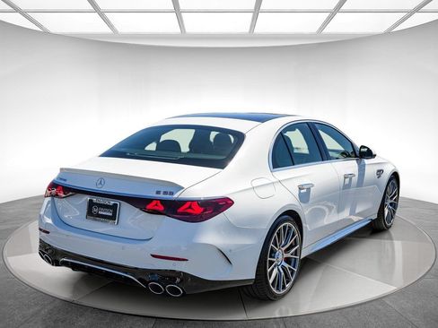 New 2026 Mercedes-Benz E 53 AMG e 4MATIC Sedan image 4