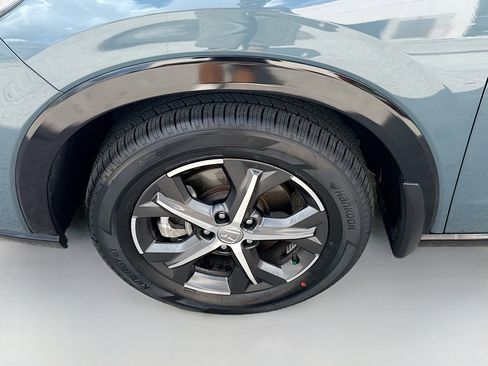 Certified 2024 Honda HR-V EX-L image 35