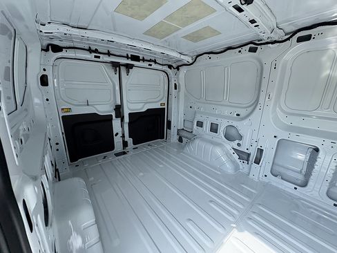 New 2026 Ford Transit 250 Low Roof RWD image 17