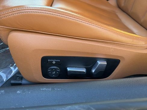 Used 2023 BMW M850i xDrive Coupe w/ Driving Assistance Package image 9