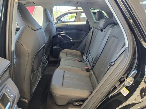 New 2025 Audi Q5 Premium Plus image 16