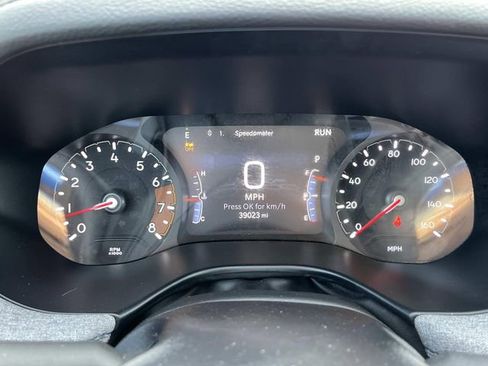 Used 2025 Jeep Compass Latitude AWD/4WD image 33