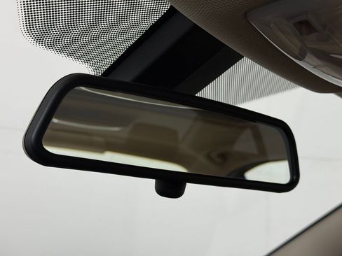 Used 2014 BMW 320i Sedan image 20