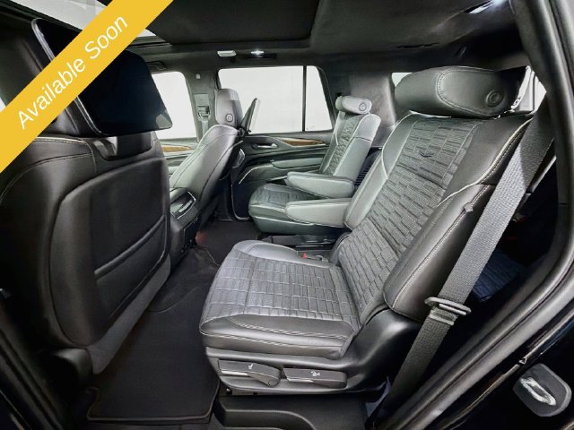 Used 2023 Cadillac Escalade Sport Platinum w/ LPO, ONYX Package AWD/4WD image 25
