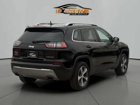 Used 2019 Jeep Cherokee Limited AWD/4WD image 6