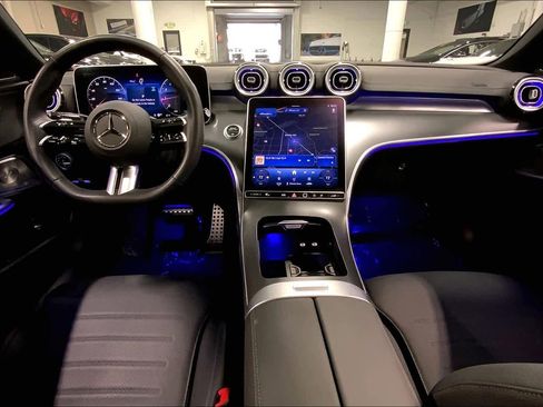 Used 2025 Mercedes-Benz C 300 Sedan image 14