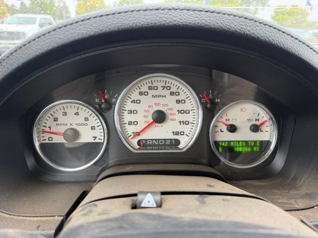 Used 2005 Ford F150 Lariat AWD/4WD image 16