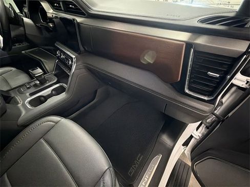 Used 2024 GMC Sierra 1500 Denali image 63