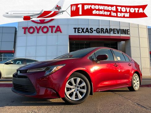 Used 2026 Toyota Corolla LE image 1