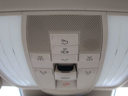 Used 2014 Mercedes-Benz E 350 Sedan image 28