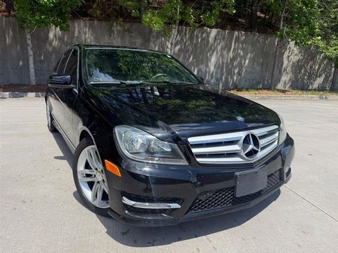 Used 2013 Mercedes-Benz C 250 Sedan image 1