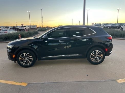 Used 2023 Buick Envision Essence image 3