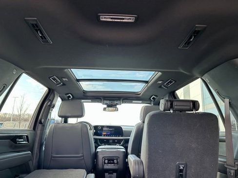 Used 2025 Chevrolet Tahoe RST image 12