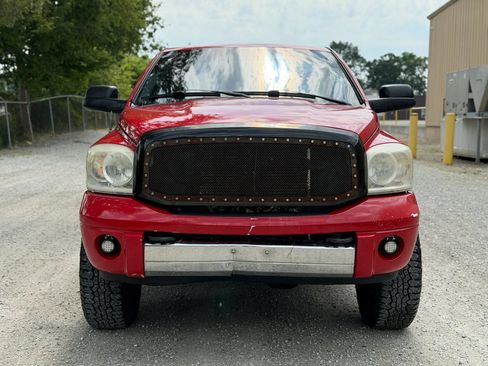 Used 2007 Dodge Ram 2500 Truck Laramie AWD/4WD image 2