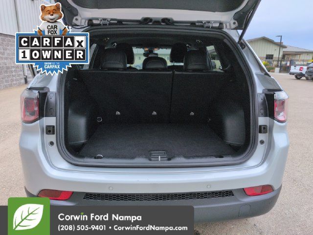 Used 2025 Jeep Compass Limited AWD/4WD image 29