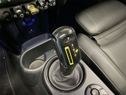 Certified 2024 MINI Cooper SE image 26