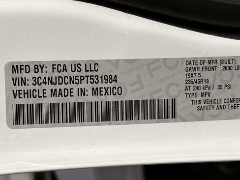 Used 2023 Jeep Compass High Altitude image 35