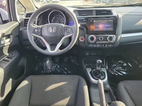 Used 2017 Honda Fit EX image 10