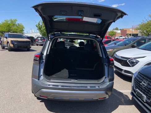 Used 2022 Nissan Rogue SL AWD/4WD image 22