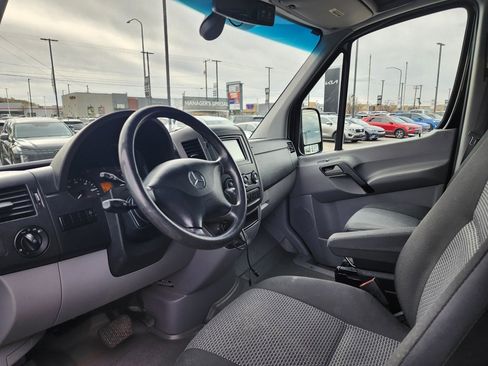 Used 2013 Mercedes-Benz Sprinter 2500 image 9