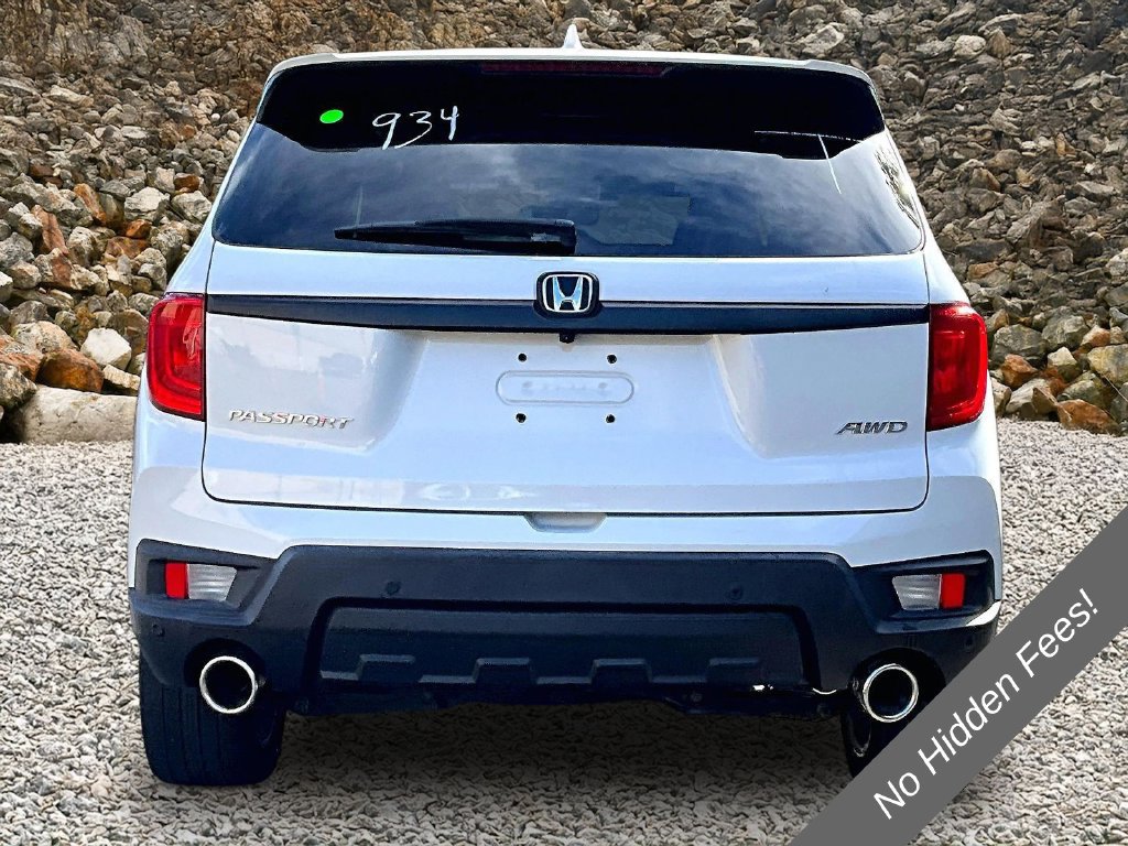 Used 2023 Honda Passport EX-L image 3
