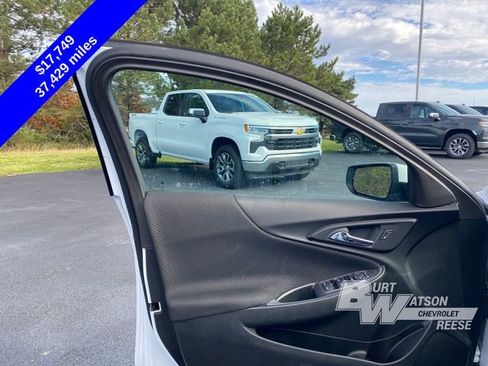 Used 2023 Chevrolet Malibu LT image 10