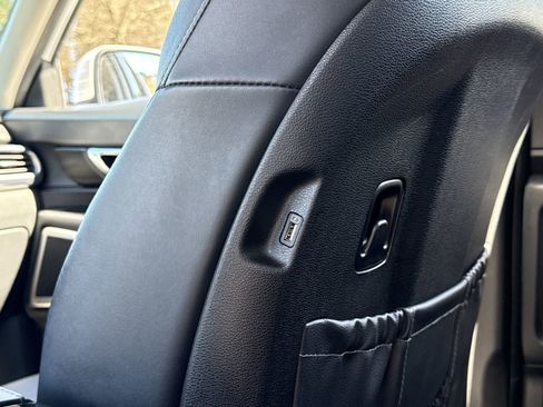 Used 2022 Kia Telluride S image 18