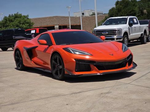 Used 2026 Chevrolet Corvette Z06 RWD image 2