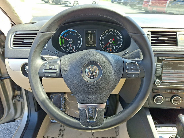 Used 2013 Volkswagen Jetta Hybrid Sedan FWD image 17