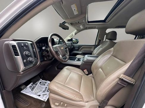 Used 2018 Chevrolet Silverado 1500 LTZ Z71 w/ LTZ Plus Package AWD/4WD image 8